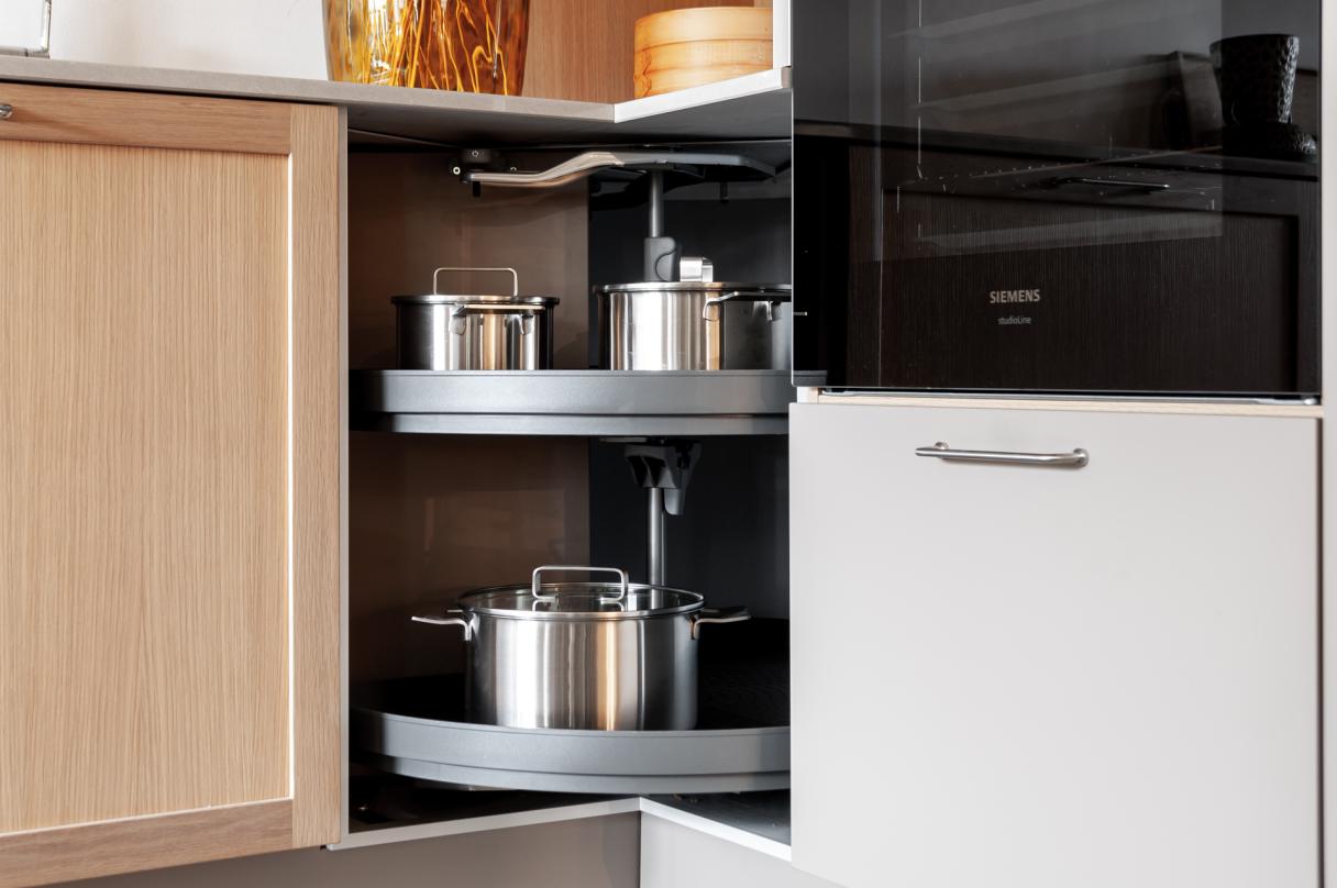 Puustelli saareke keittiö vaalea tammi harmaa Nyköping mondo mekanismi