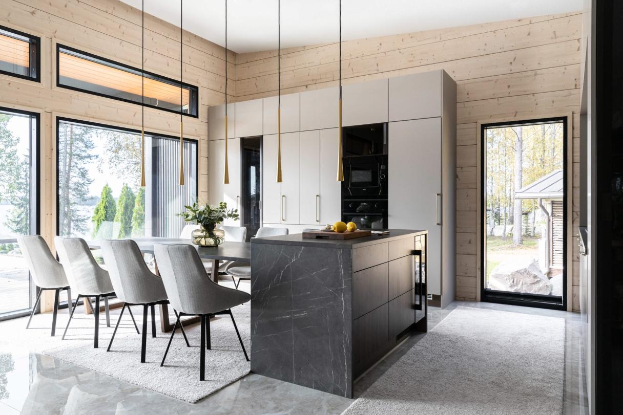 Puustelli saareke keittiö Villa Honkaranta