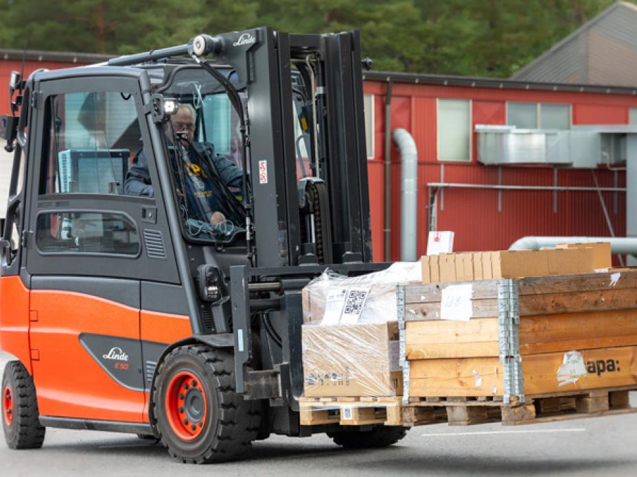 Sähkötrukki_2021